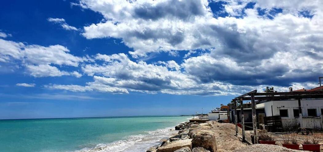Le Camelie -Appartamenti Nuovi Porto SantʼElpidio Buitenkant foto